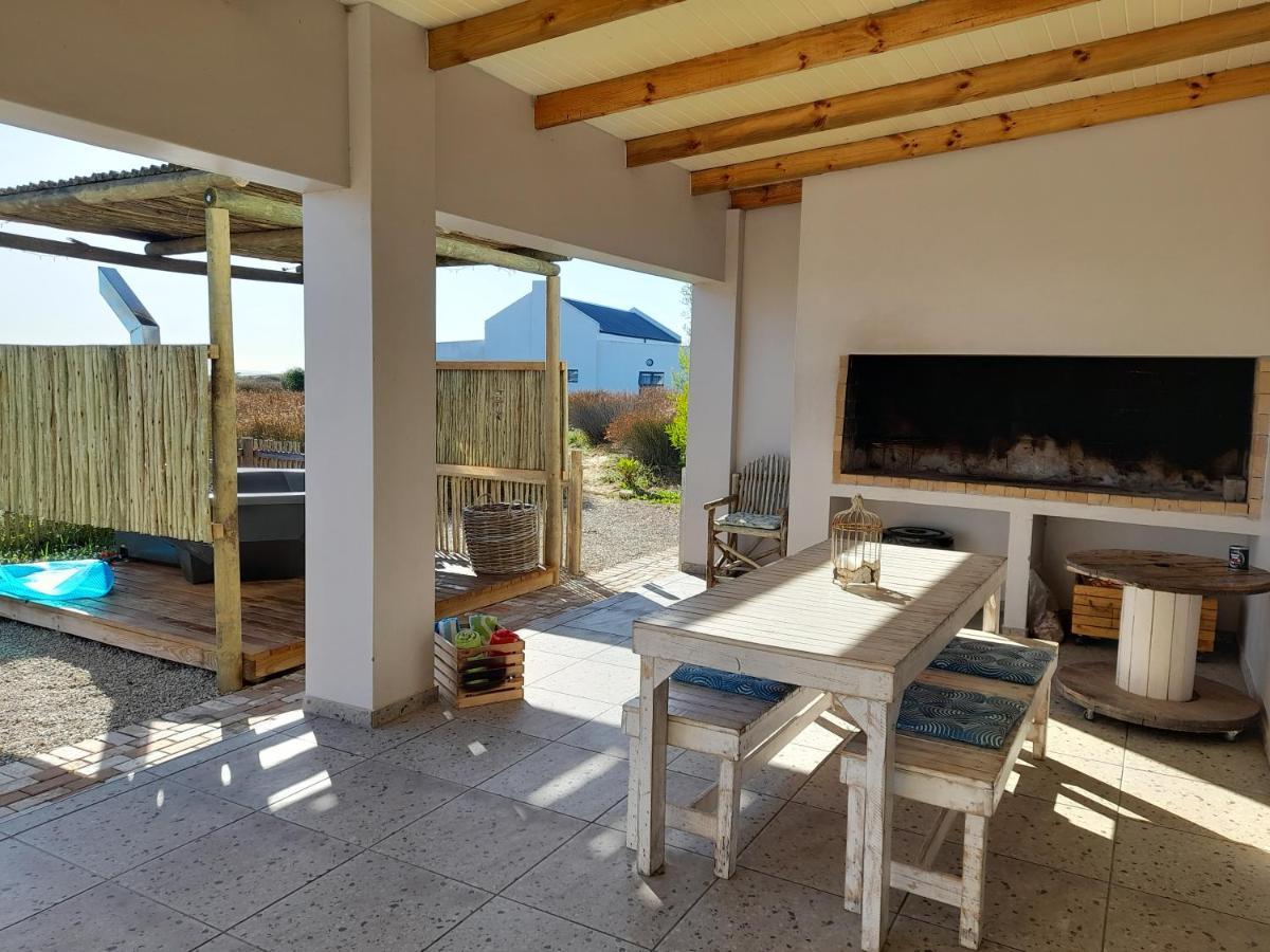 Camelot Cottages Langebaan Kültér fotó